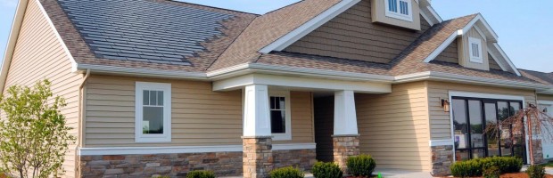 Which is Better – Solar Roof Shingles or Solar Panels